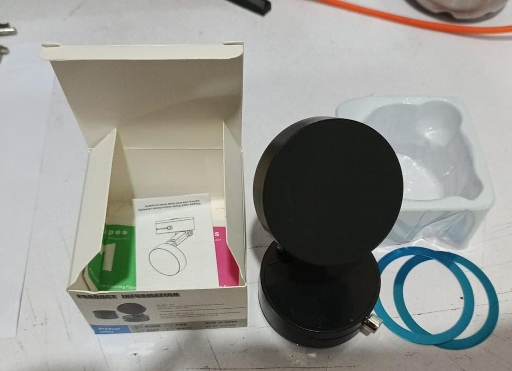 Vacuum Magnetic Suction Phone Holder | 360° Rotating Strong Grip Car Mount